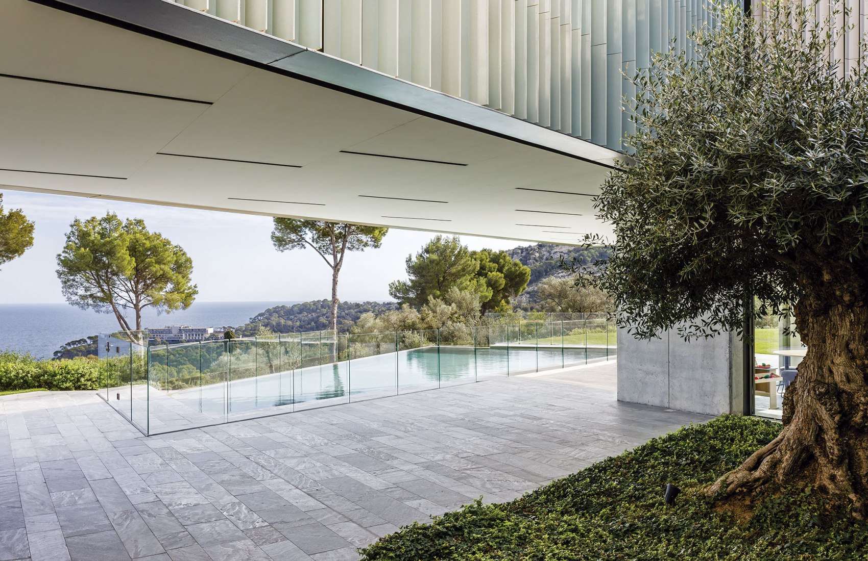 Happy House por SALA FERUSIC Architects. Fotografía por Marcela Grassi