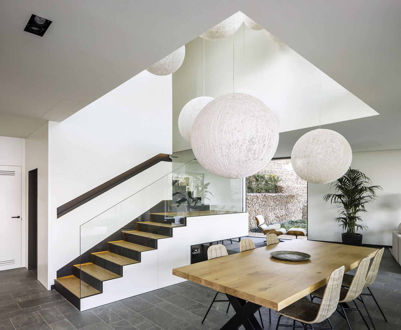 Happy House por SALA FERUSIC Architects. Fotografía por Marcela Grassi