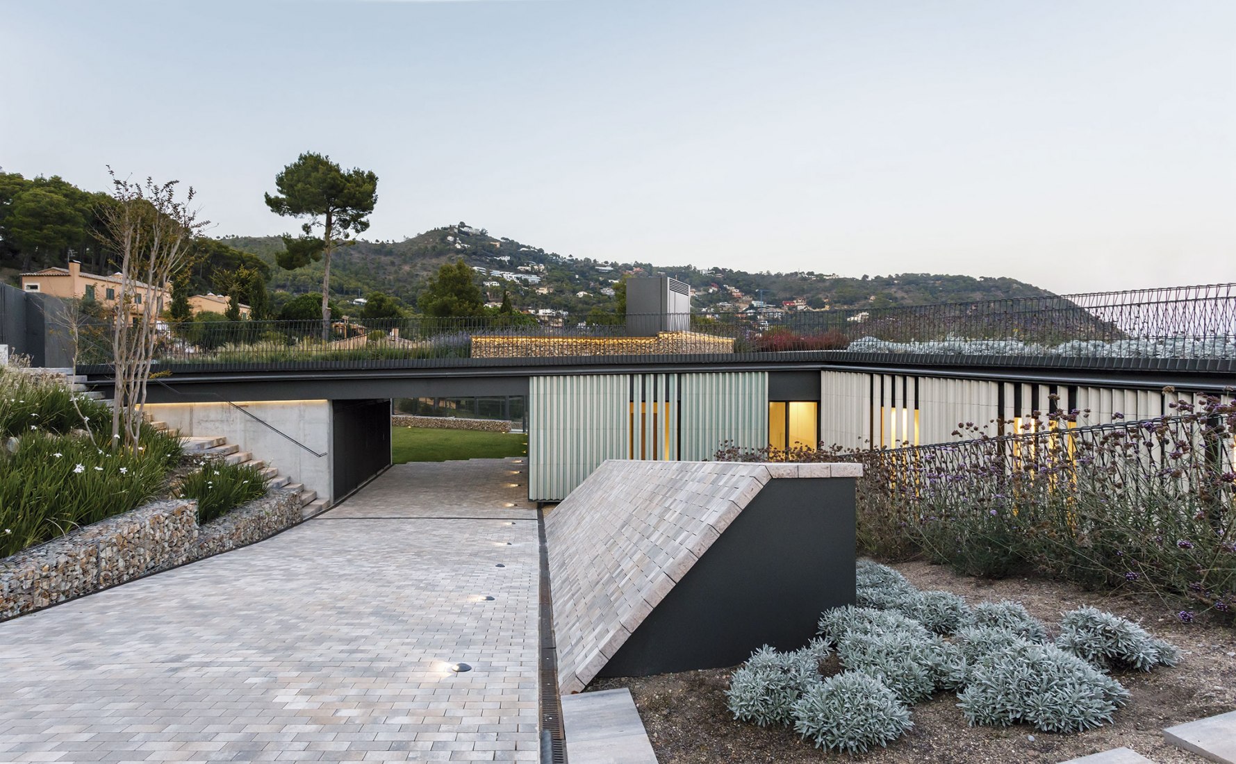 Happy House por SALA FERUSIC Architects. Fotografía por Marcela Grassi