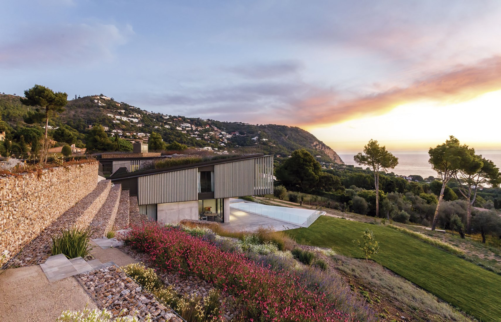 Happy House por SALA FERUSIC Architects. Fotografía por Marcela Grassi
