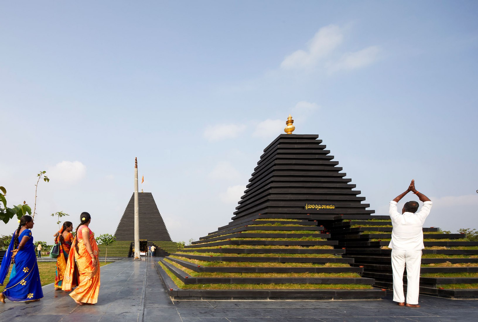 Balaji Temple by Sameep Padora & Associates. Photograph by Edmund Sumner