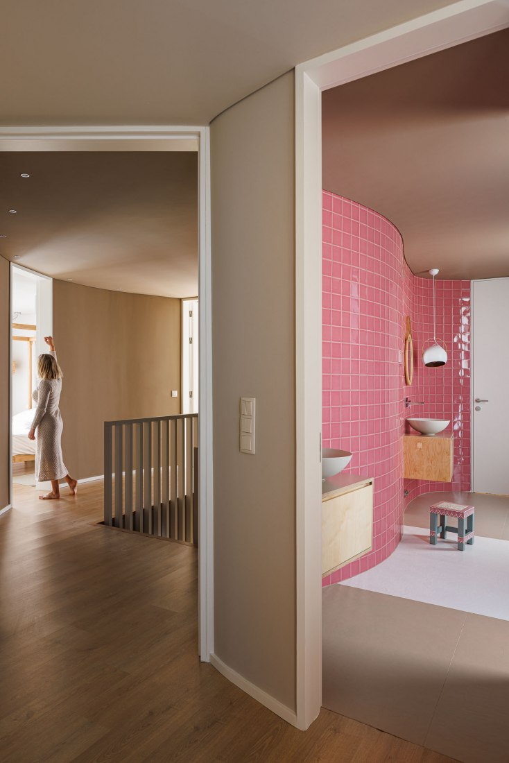Casa «Pátios de Pétalas» por Sandra Micaela Casinha. Fotografía por Ivo Tavares Studio.