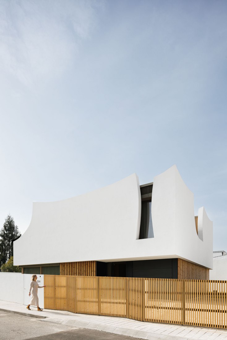 Casa «Pátios de Pétalas» por Sandra Micaela Casinha. Fotografía por Ivo Tavares Studio.