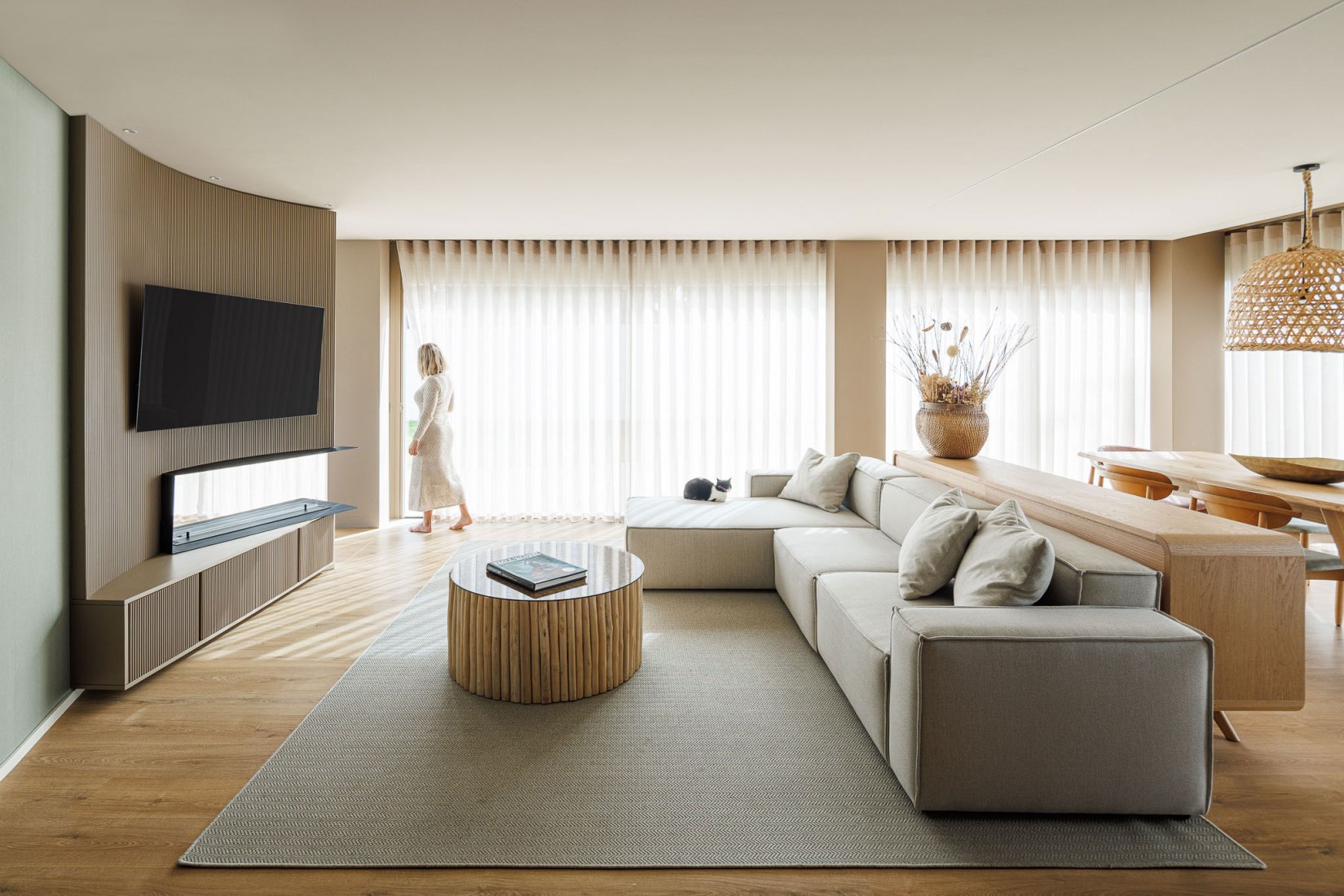 Casa «Pátios de Pétalas» por Sandra Micaela Casinha. Fotografía por Ivo Tavares Studio.