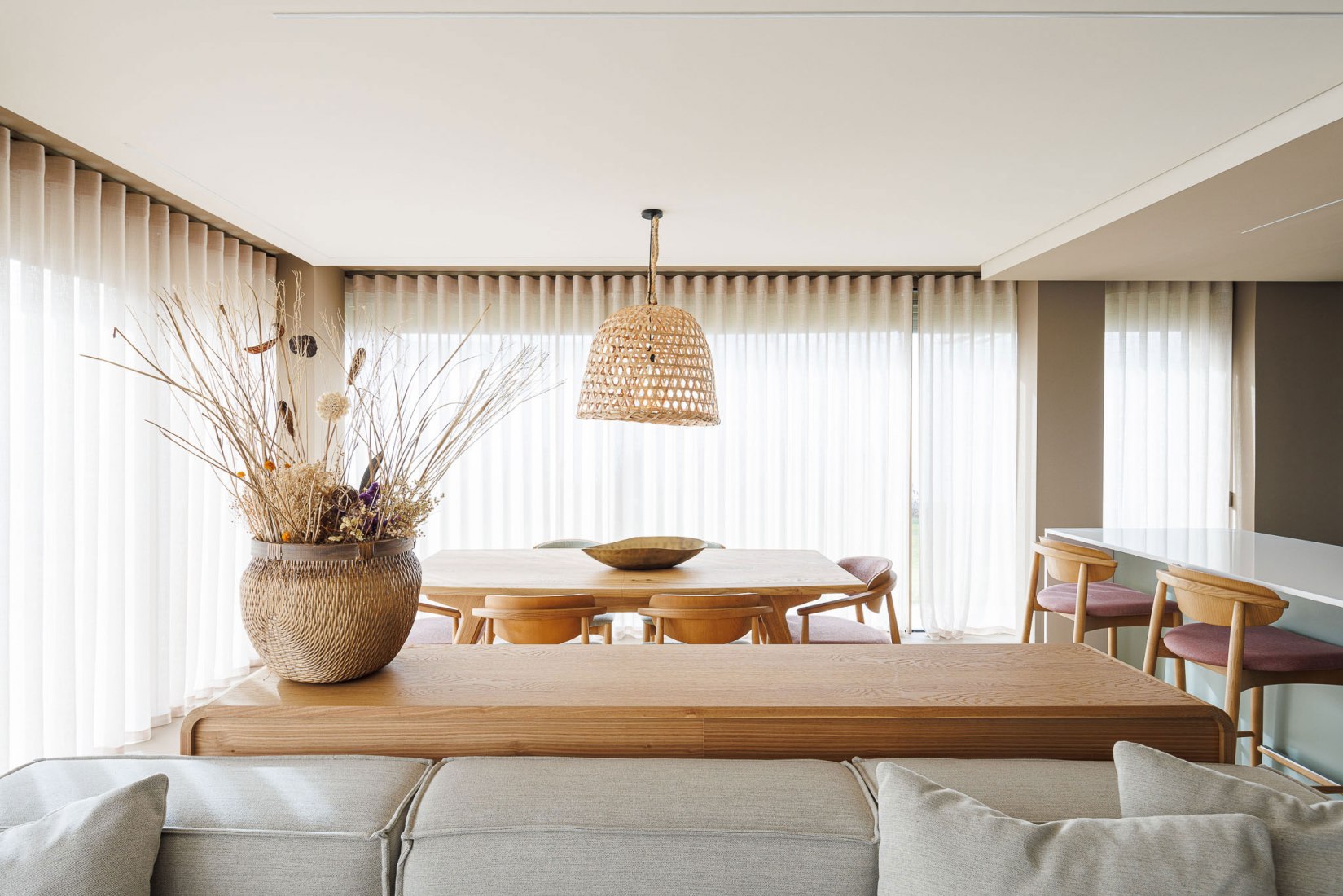 Casa «Pátios de Pétalas» por Sandra Micaela Casinha. Fotografía por Ivo Tavares Studio.
