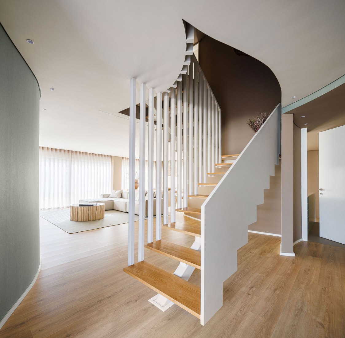 Casa «Pátios de Pétalas» por Sandra Micaela Casinha. Fotografía por Ivo Tavares Studio.