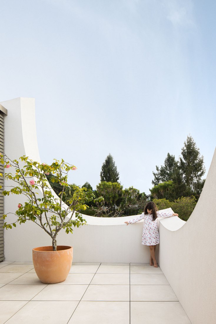 Casa «Pátios de Pétalas» por Sandra Micaela Casinha. Fotografía por Ivo Tavares Studio.