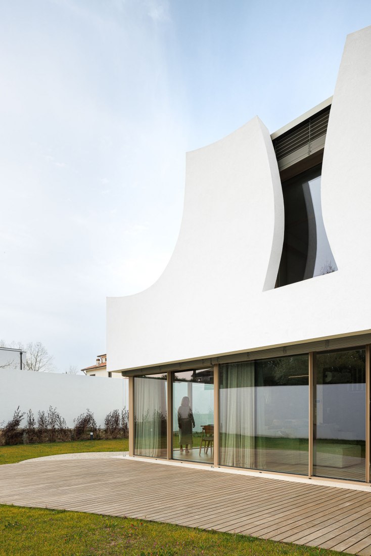 Casa «Pátios de Pétalas» por Sandra Micaela Casinha. Fotografía por Ivo Tavares Studio.