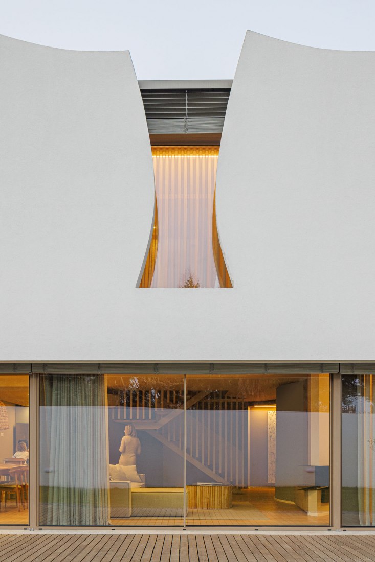 Casa «Pátios de Pétalas» por Sandra Micaela Casinha. Fotografía por Ivo Tavares Studio.