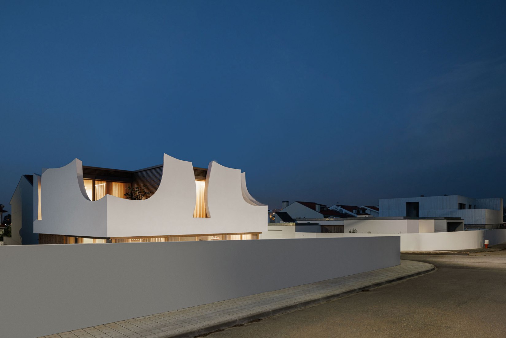 Casa «Pátios de Pétalas» por Sandra Micaela Casinha. Fotografía por Ivo Tavares Studio.
