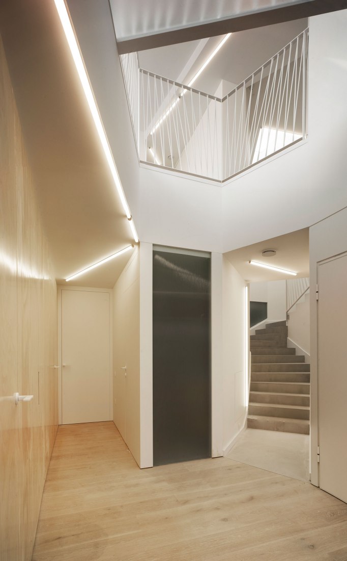 Edificio Baltasar por Santa-Cruz Arquitectura. Fotografía por David Frutos.