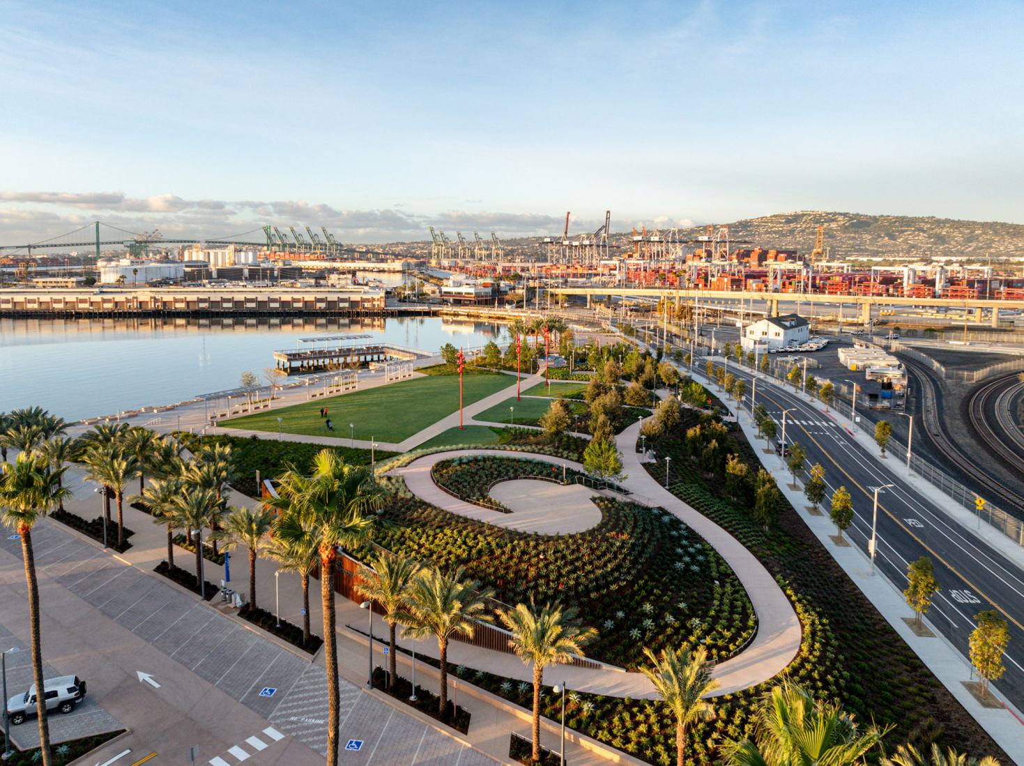 Blur of the industrial. Wilmington Waterfront Promenade by Sasaki | The ...