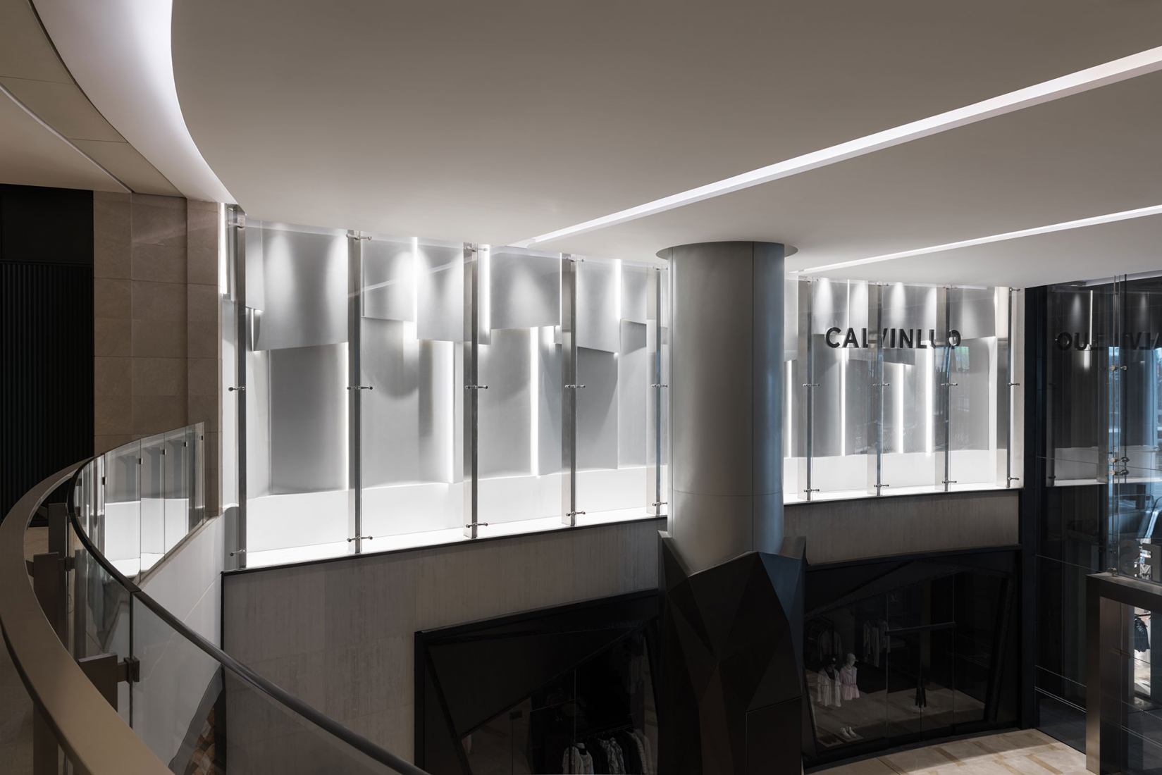 Tienda boutique CALVINLUO Chengdu IFS por say architects. Fotografía por Wen Studio.
