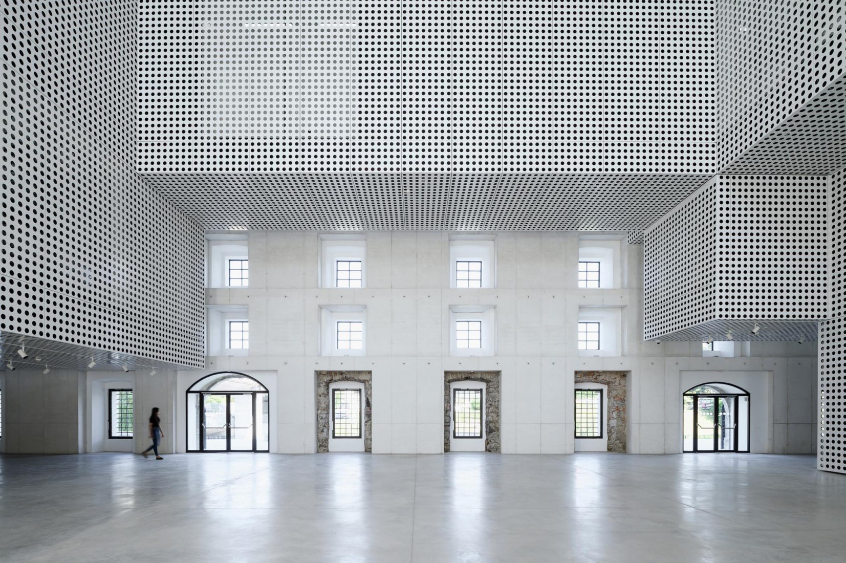 Cukrarna Space for Contemporary Art by Scapelab. Photograph by Miran Kambič.