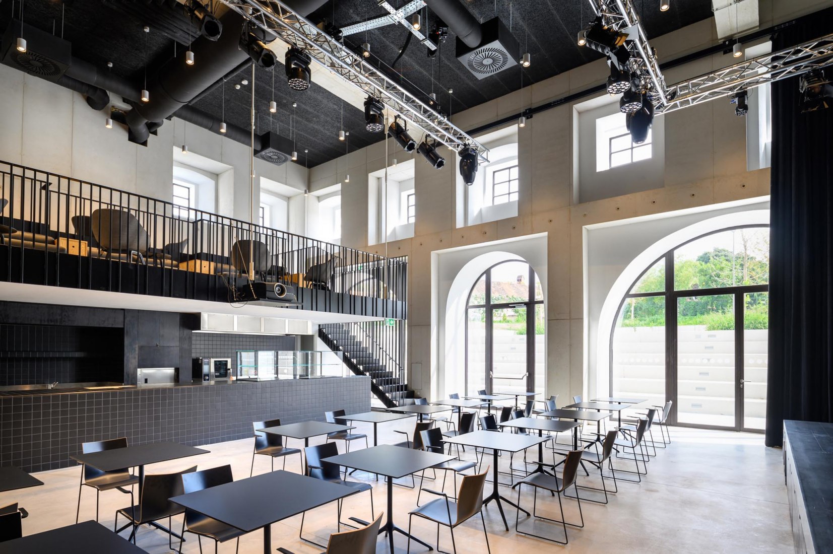 Cukrarna Space for Contemporary Art by Scapelab. Photograph by Miran Kambič.