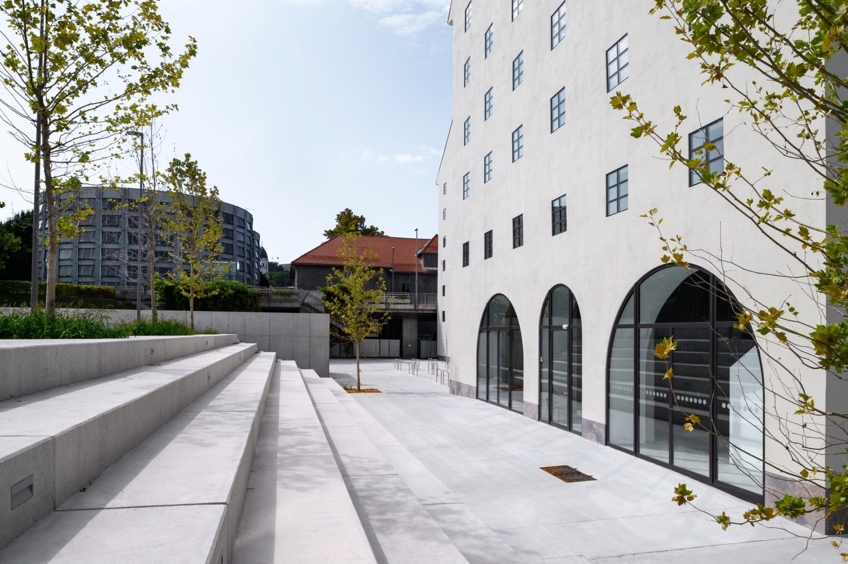 Cukrarna Space for Contemporary Art by Scapelab. Photograph by Miran Kambič.