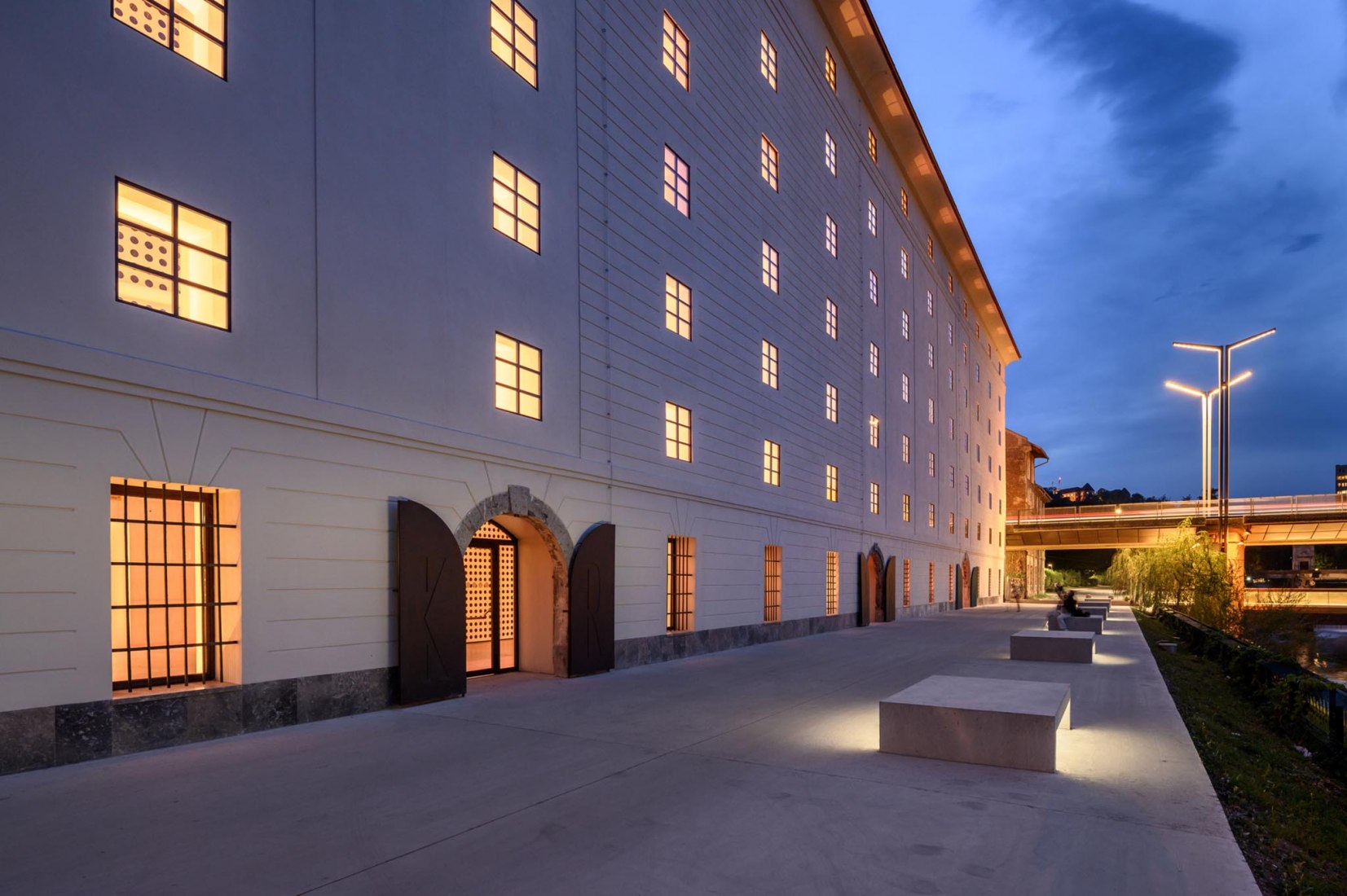 Cukrarna Space for Contemporary Art by Scapelab. Photograph by Miran Kambič.