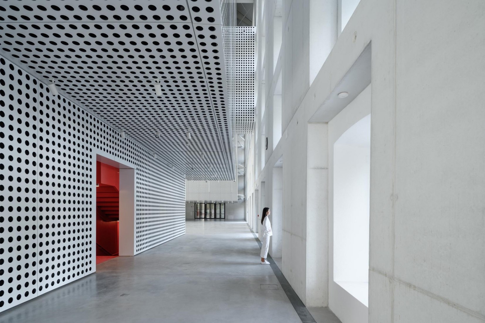 Cukrarna Space for Contemporary Art by Scapelab. Photograph by Miran Kambič.