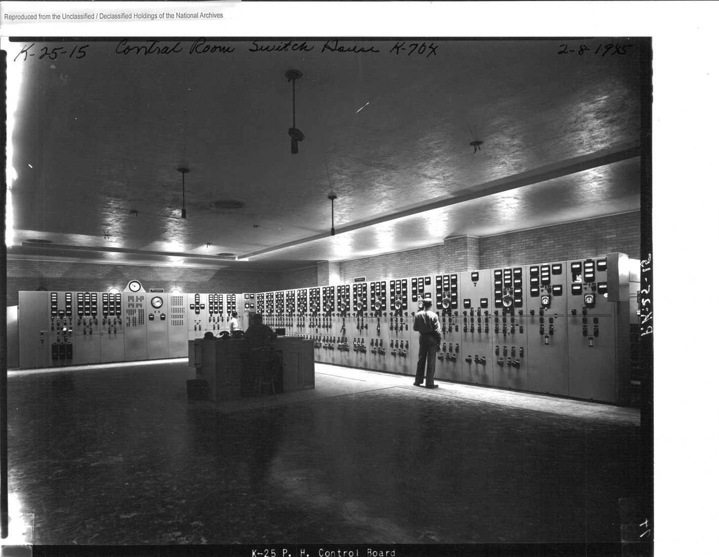 Control Room at the K-25 plant, Oak Ridge, 1945. Sophisticated equipment was used to monitor and control the potentially hazardous industrial processes at the K-25 plant and other Manhattan Project facilities. Courtesy of National Archives and Records Administration