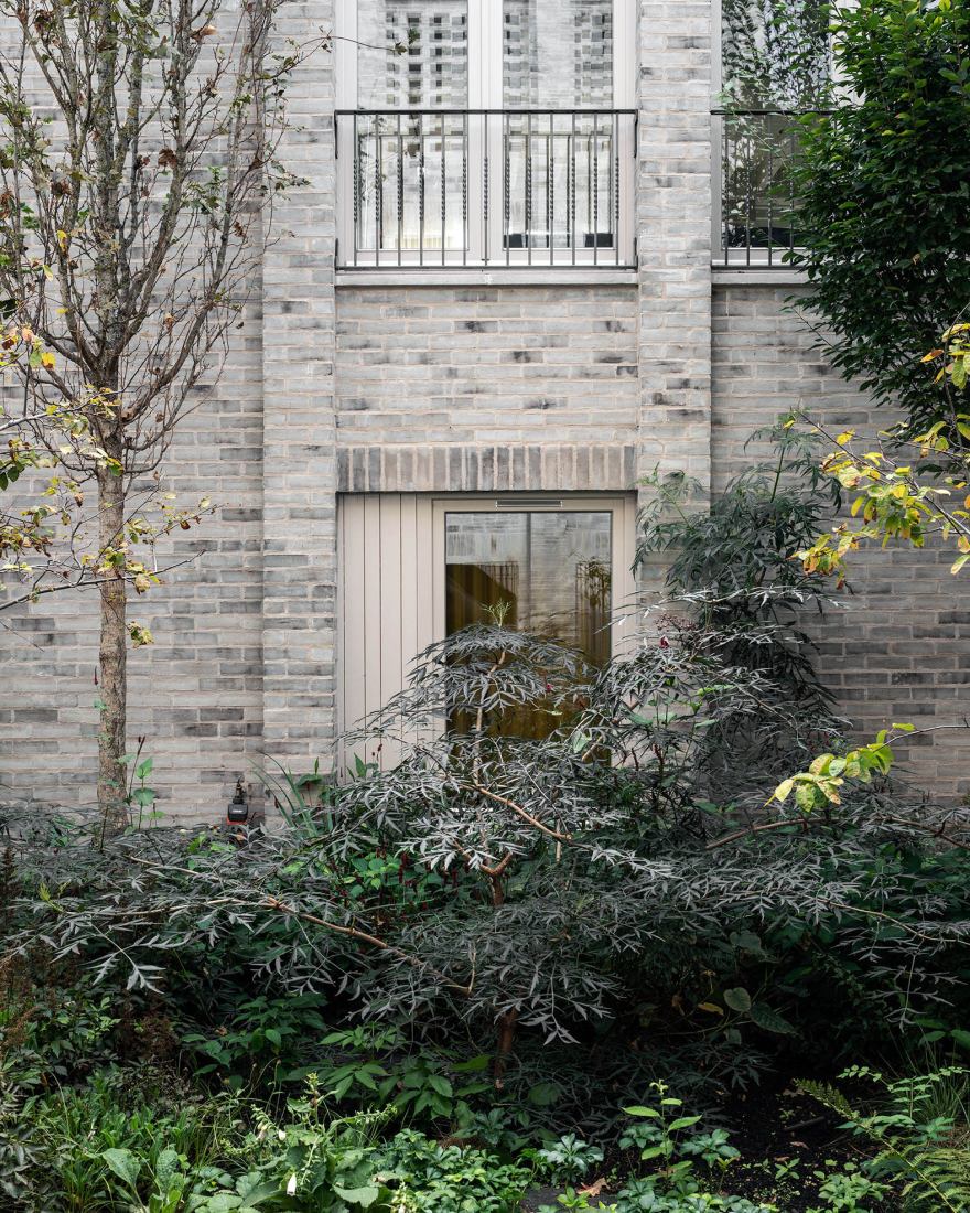 Courtyard housing by Sergison Bates architects LLP. Photograph by David Grandorge & Danko Stjepanovic.