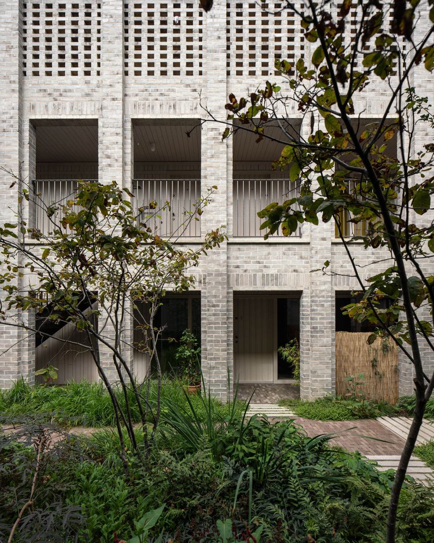 Courtyard housing by Sergison Bates architects LLP. Photograph by David Grandorge & Danko Stjepanovic.