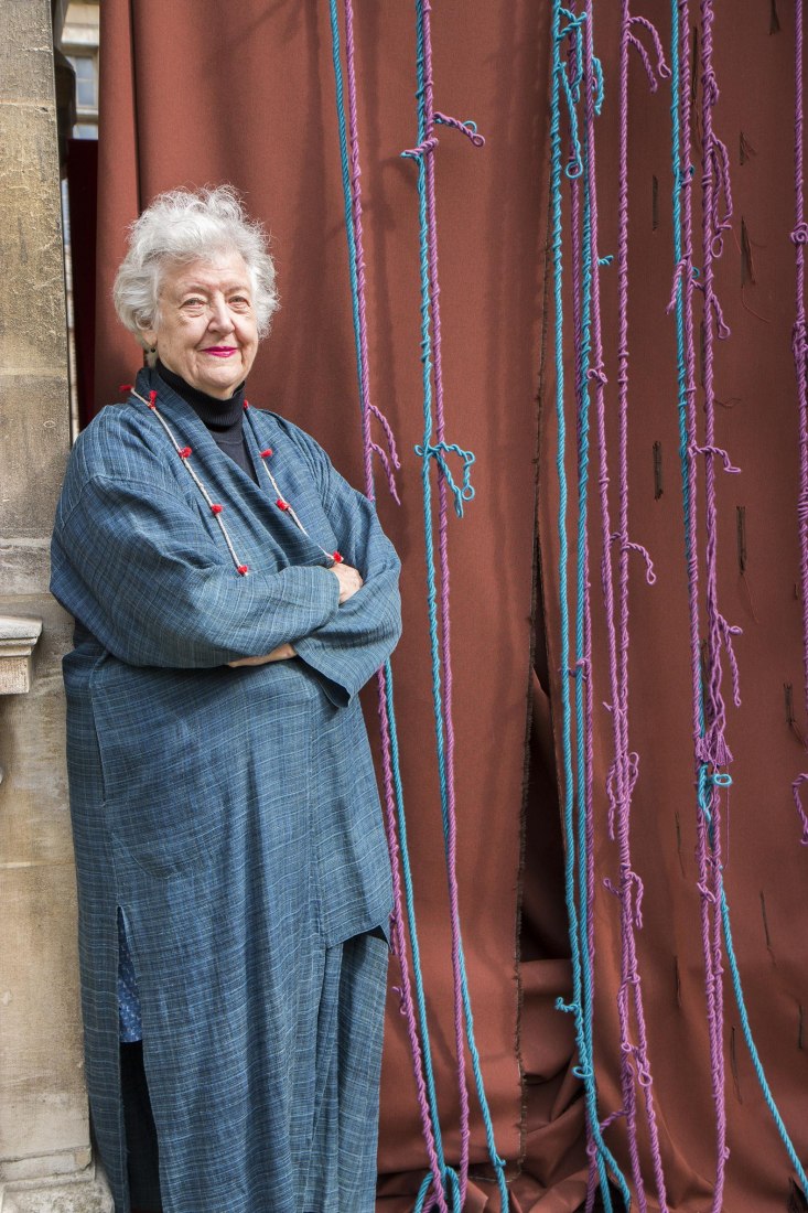 Sheila Hicks presents at the Georges Pompidou Center 