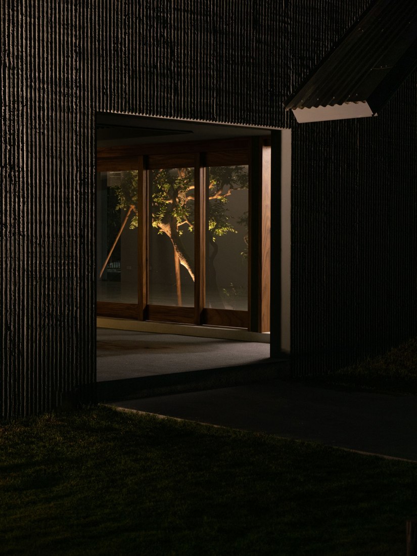 Moonler Showroom by Sher Maker. Photograph by Ratthee Phaisanchotsiri.