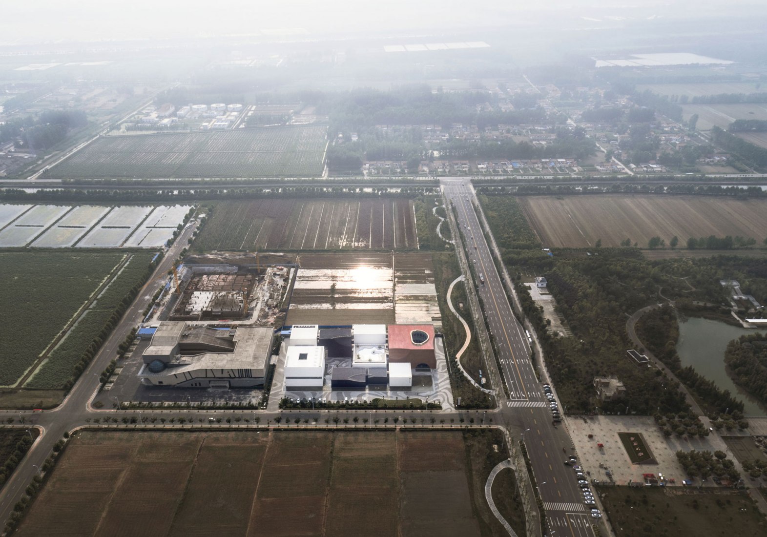 Bird view. Shuyang Art Gallery by Danshen Dong. Photograph by Qiang Zhao
