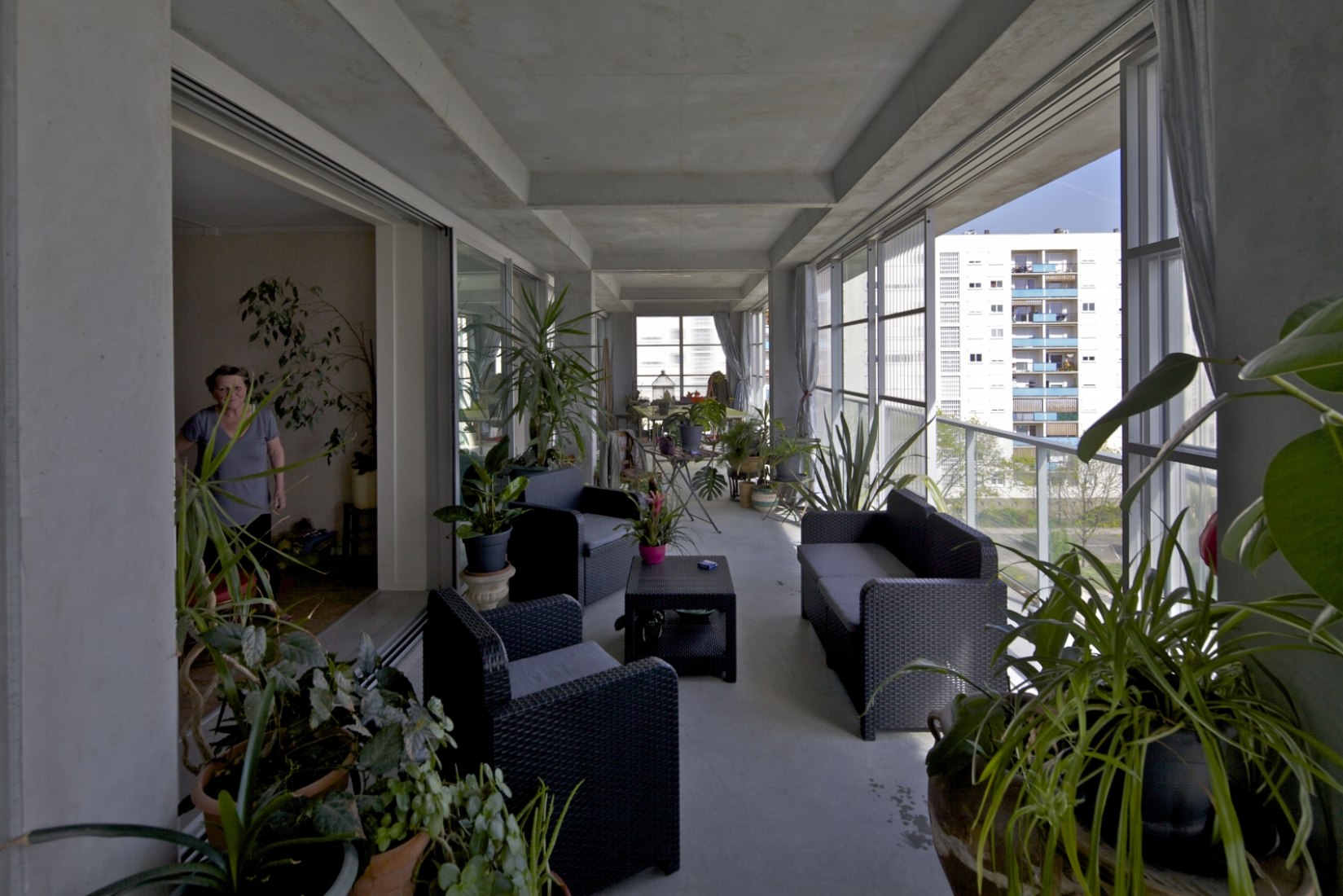 Interior view. Transformation of 530 dwellings, block G, H, I, Bordeaux, by Lacaton & Vassal with Frédéric Druot and Christophe Hutin. Photograph © Philippe-Ruault.