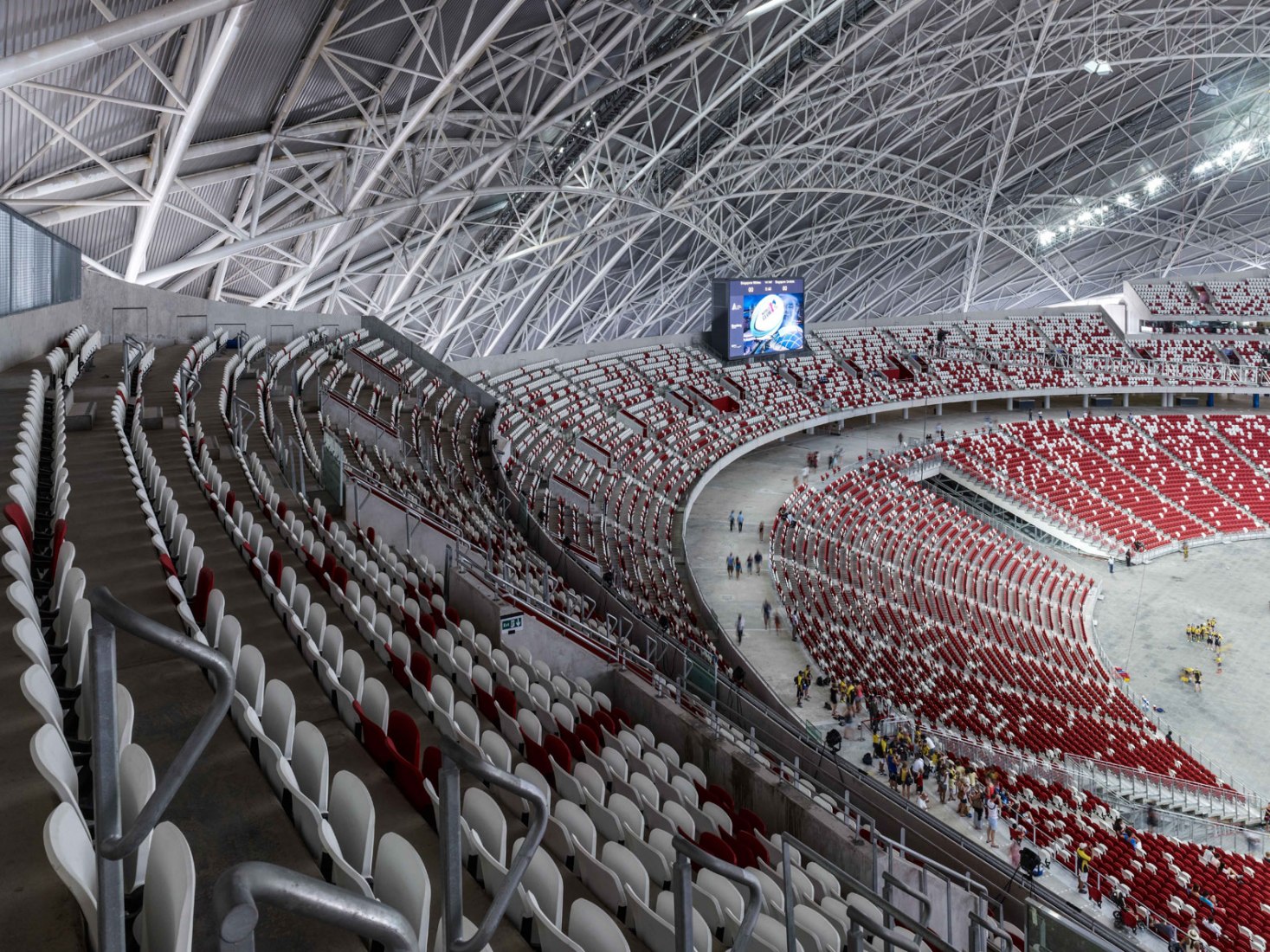 Interior. Estadio Nacional de Singapur por ARUP Associates. Imagen © Christian Richters.