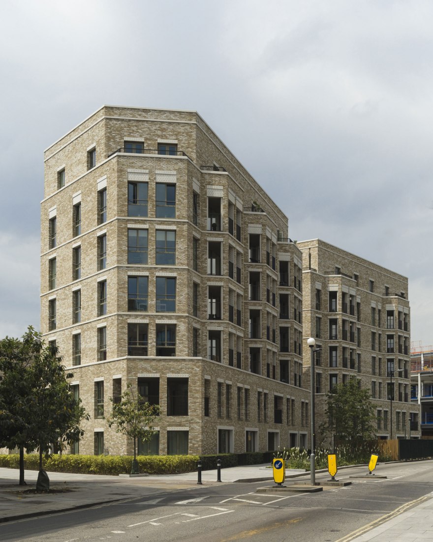 South Gardens by Maccreanor Lavington. Photograph by Tim Crocker. Courtesy of RIBA