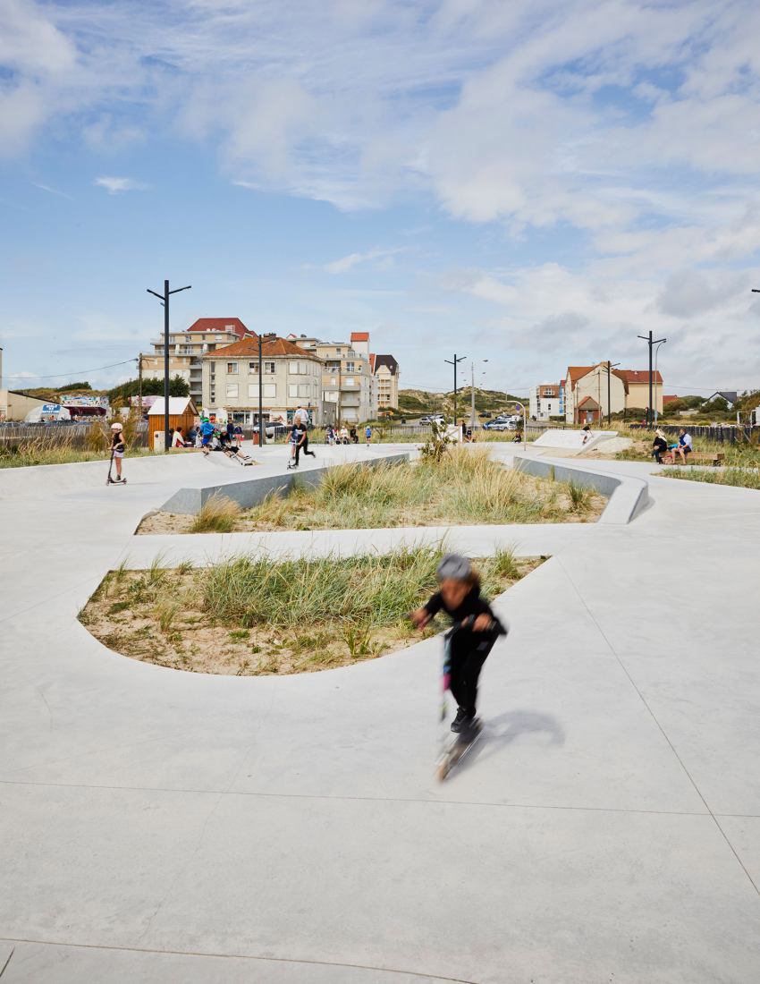 Parque de «Skate» por Espace Libre. Fotografía por Julien Falsimagne.
