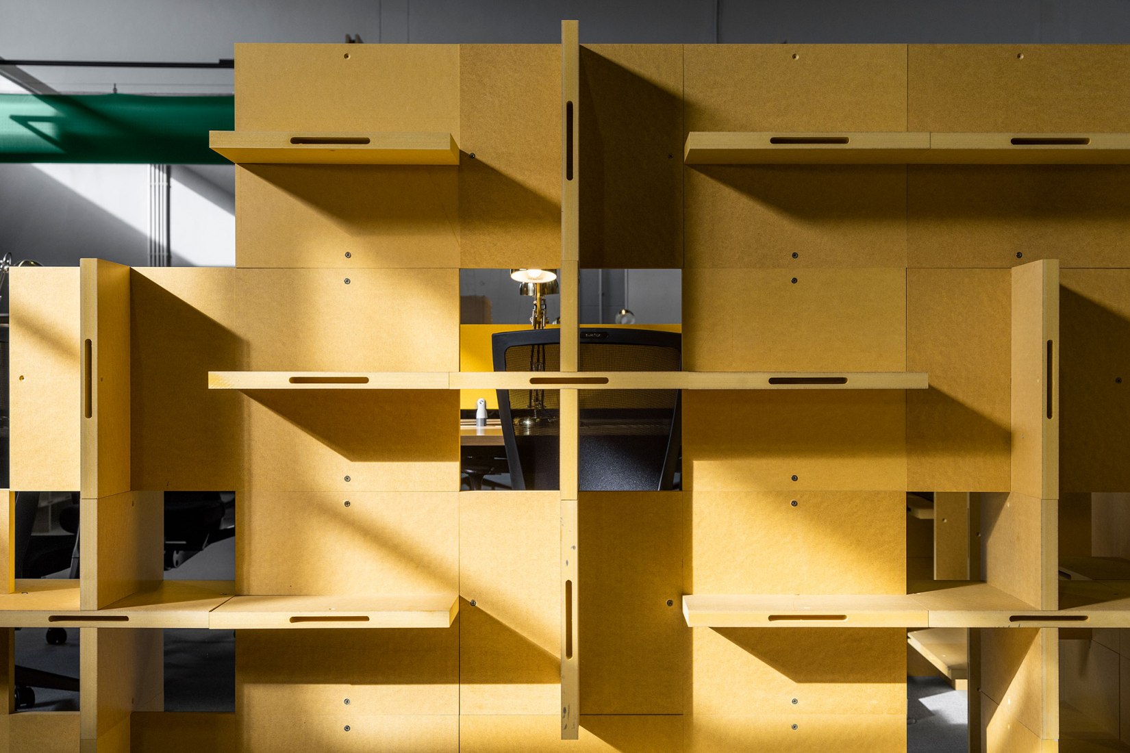 "Spectris Innovation Centre" por "Studium". Fotografía por Ivo Tavares Studio