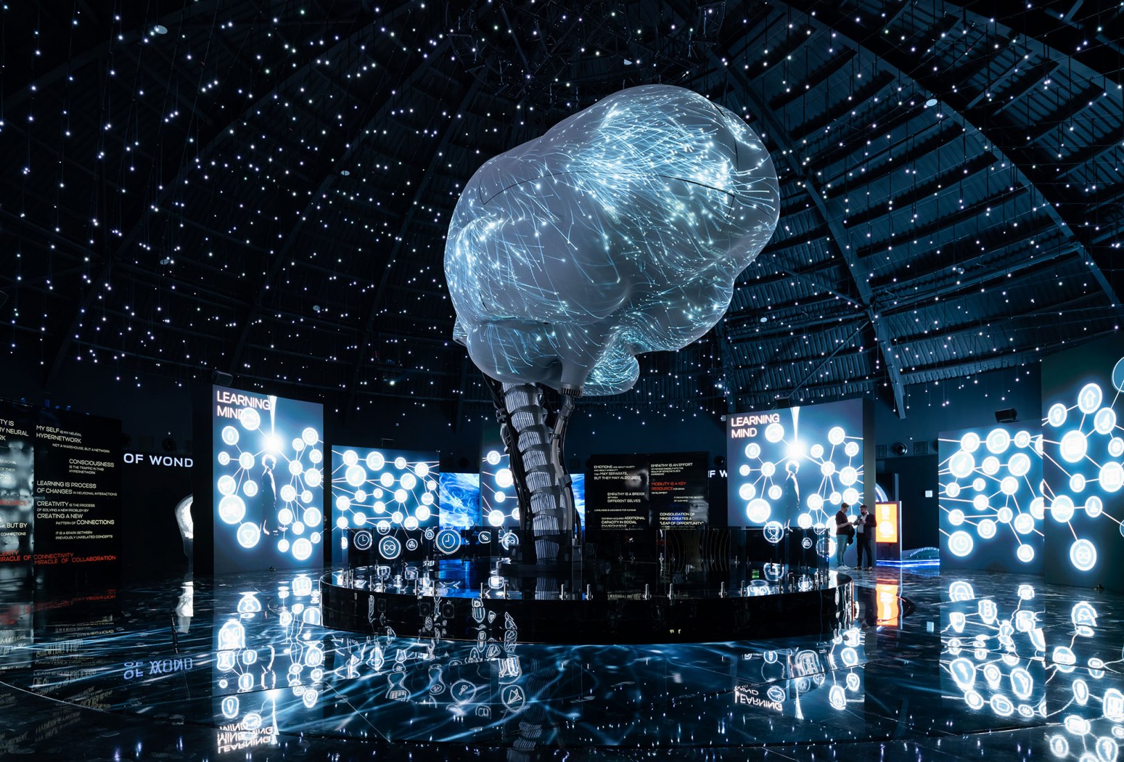 Pabellón de Rusia en EXPO Dubai 2020 por Speech. Fotografía por Ilya Ivanov.