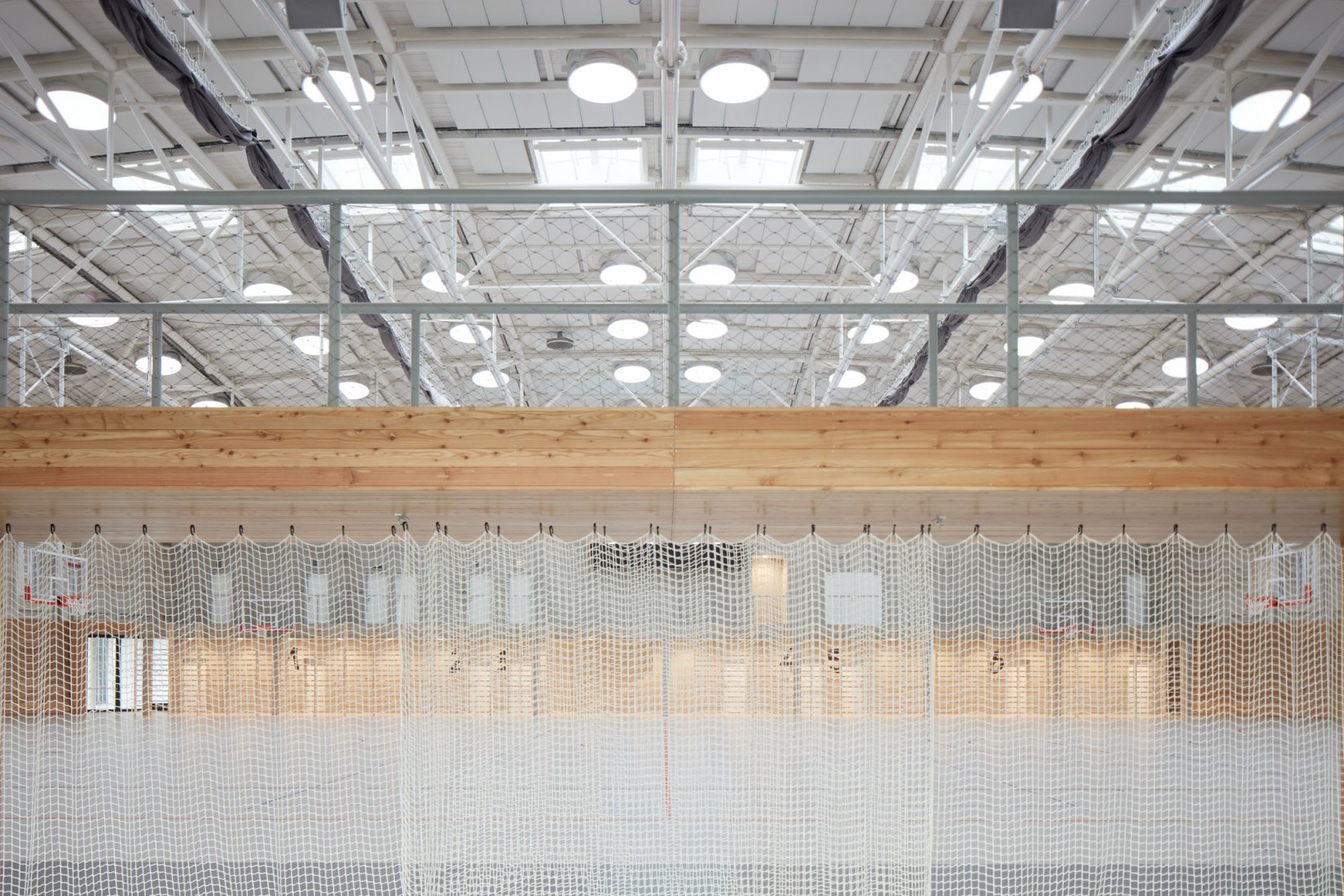 Interior. Dolní Brežany Sports Hall by SPORADICAL. Photograph © Jakub Skokan, Martin Tůma / BoysPlayNice