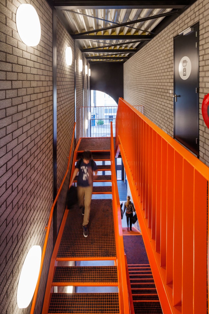 Interior view. Sports Block Groningen by Marlies Rohmer Architects & Urbanists. Photograph © Daria Scagliola / Stijn Brakkee.