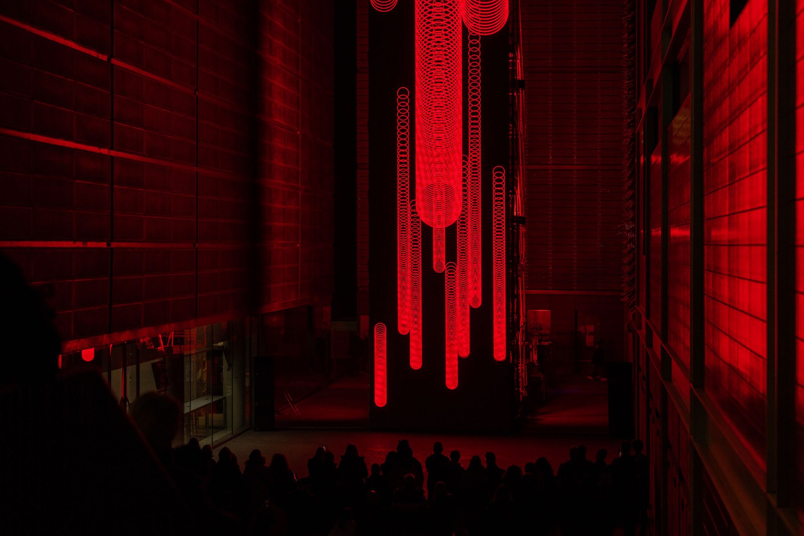 «Monolith» por SpY. Fotografía por Rubén P. Bescós.