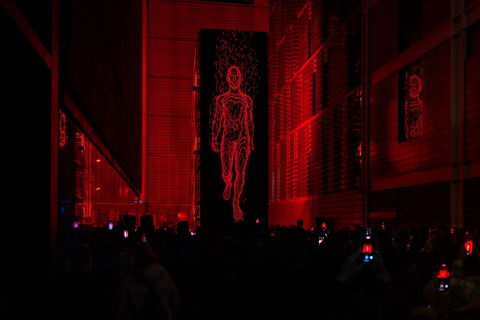 «Monolith» por SpY. Fotografía por Rubén P. Bescós.