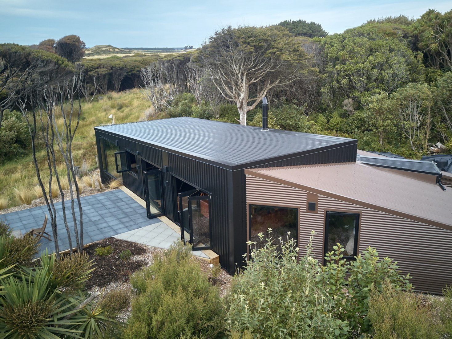The Coast House by Stacey Farrell Architect. Photograph by Ben Ruffell
