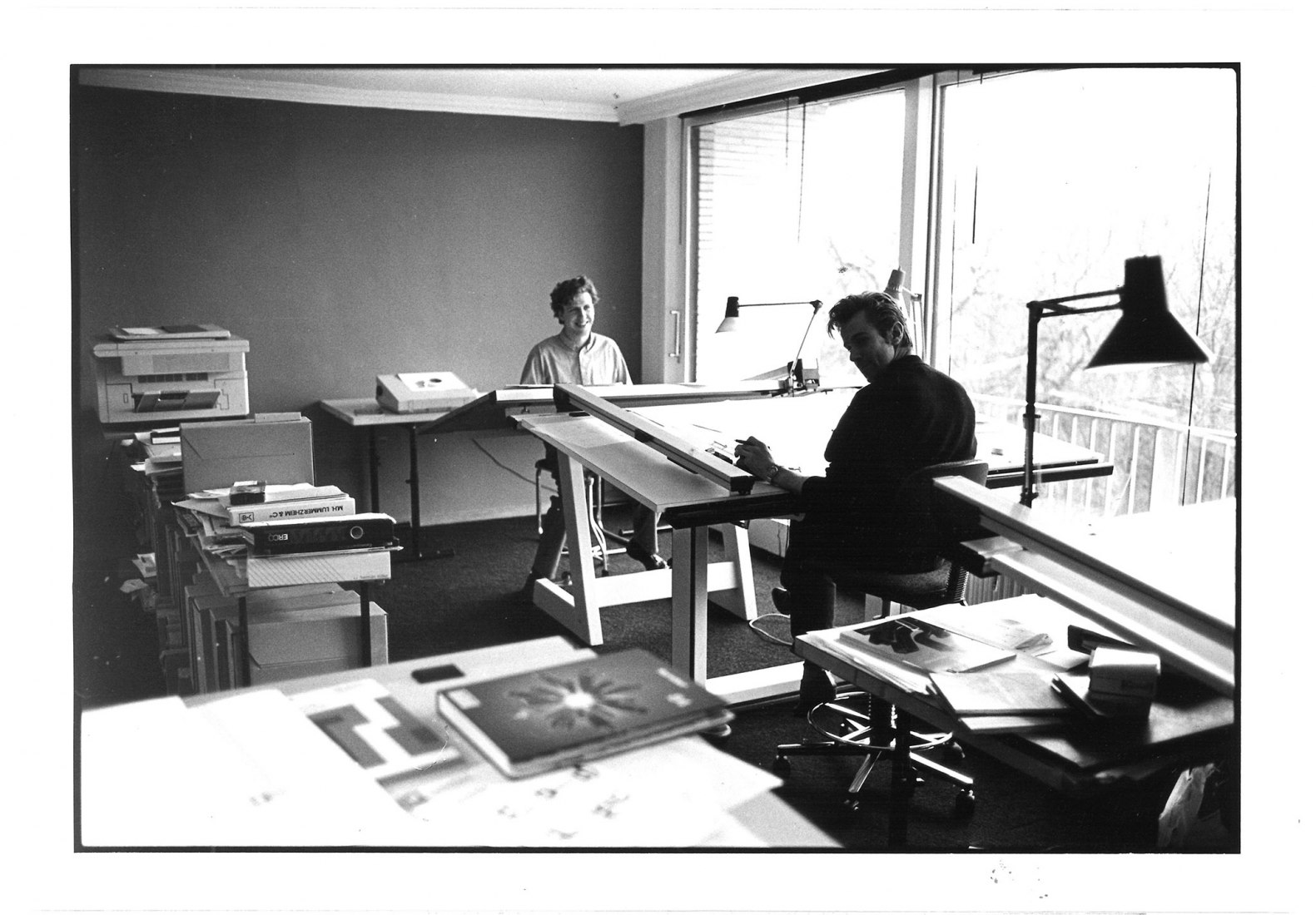 Stèphane y Dirk Hendriks. Fotografía de Brigitte Meuwissen. Cortesía de Ittinerant Office. 