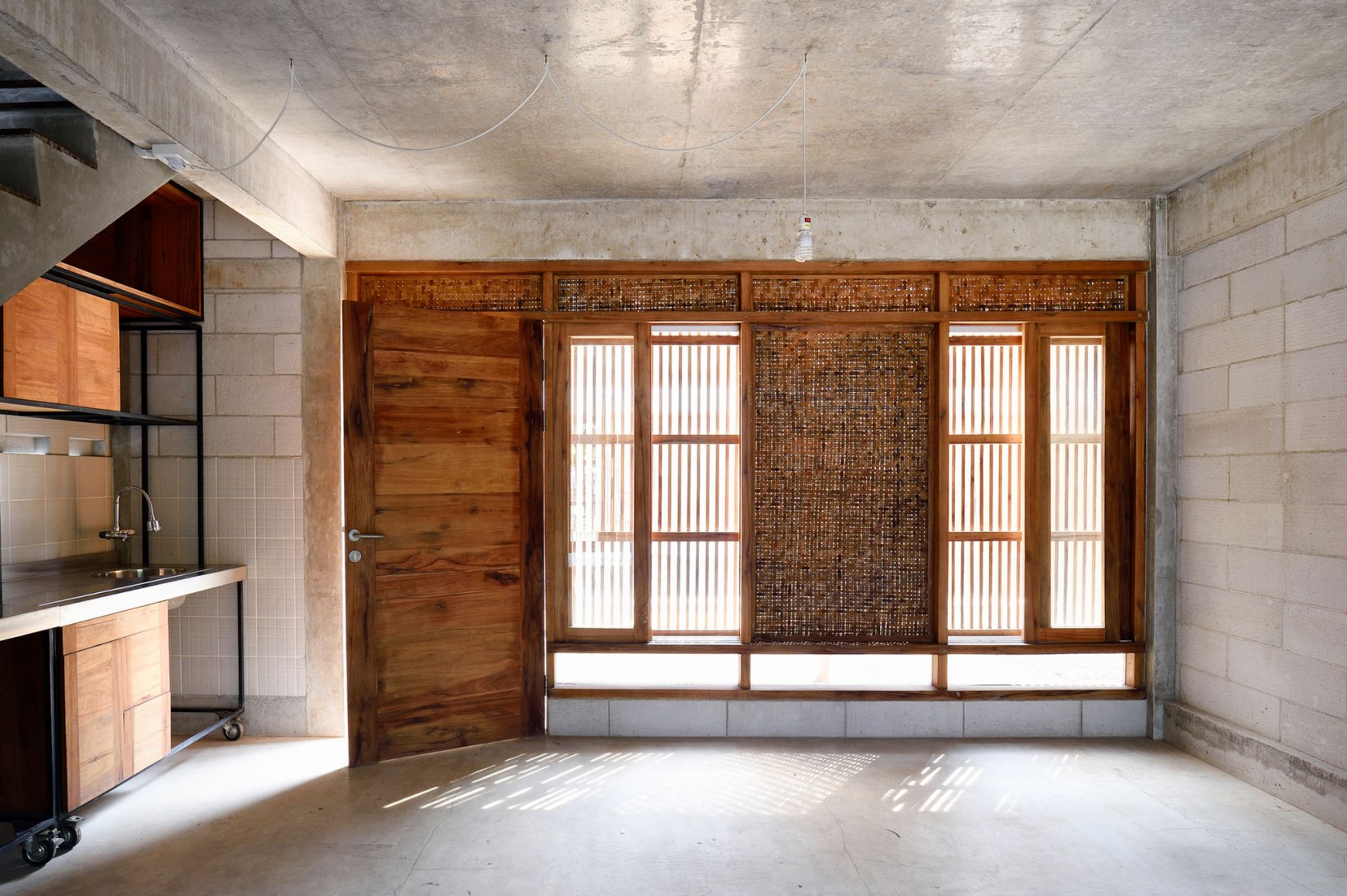 Casa ampliable por ETH Zurich / Stephen Cairns y Miya Irawati, Azwan Aziz. Fotografía por Carlina Teteris