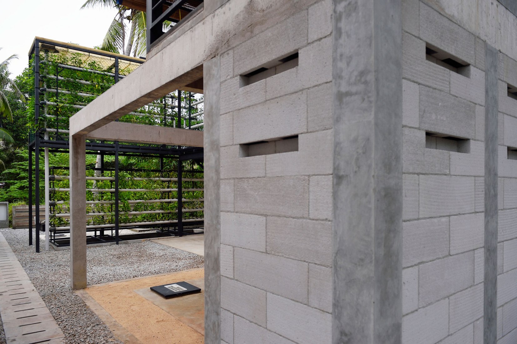 Casa ampliable por ETH Zurich / Stephen Cairns y Miya Irawati, Azwan Aziz. Fotografía por Carlina Teteris