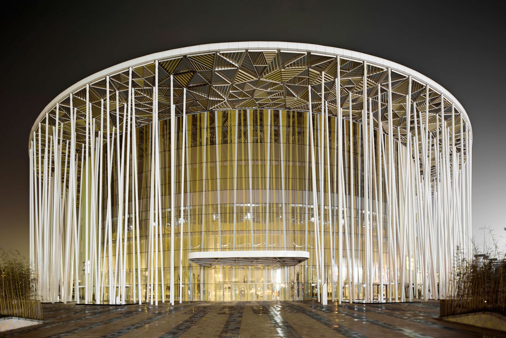 Wuxi TAIHU Show Theatre by Steven Chilton Architects | SCA. Photography by Kris Provoost
