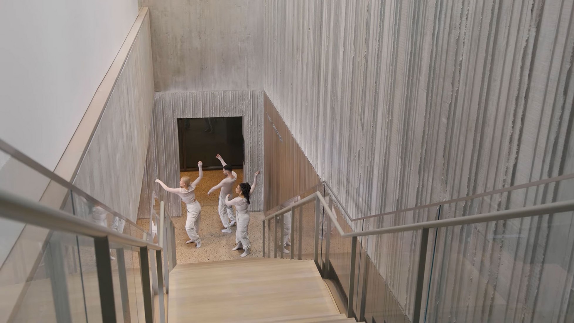 STILL por Akira Uchida x Clyfford Still Museum