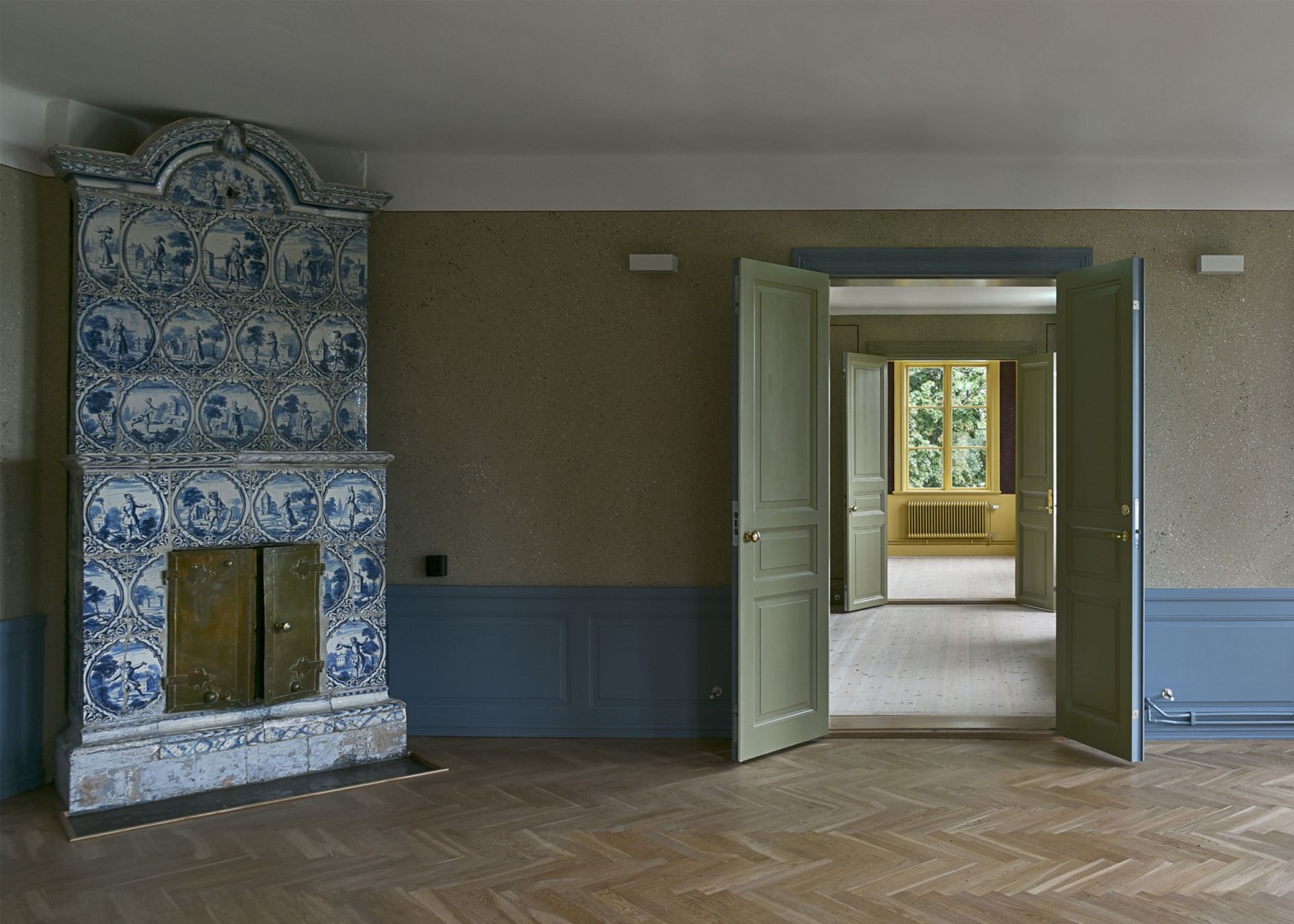 Stora Sköndal's Manor por Metropolis Arkitekter. Fotografía por Caspar von Vegesack.