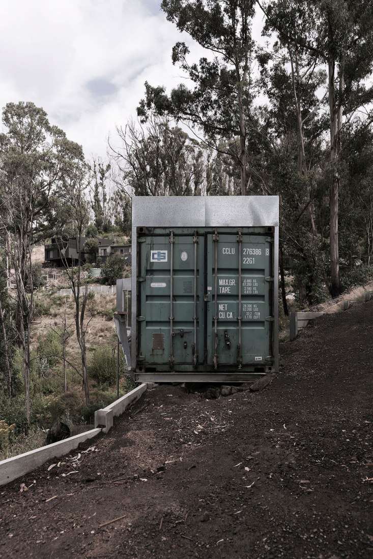 Entrada. Casa 28 por Studio Edwards. Fotografía © Tony Gorsevski