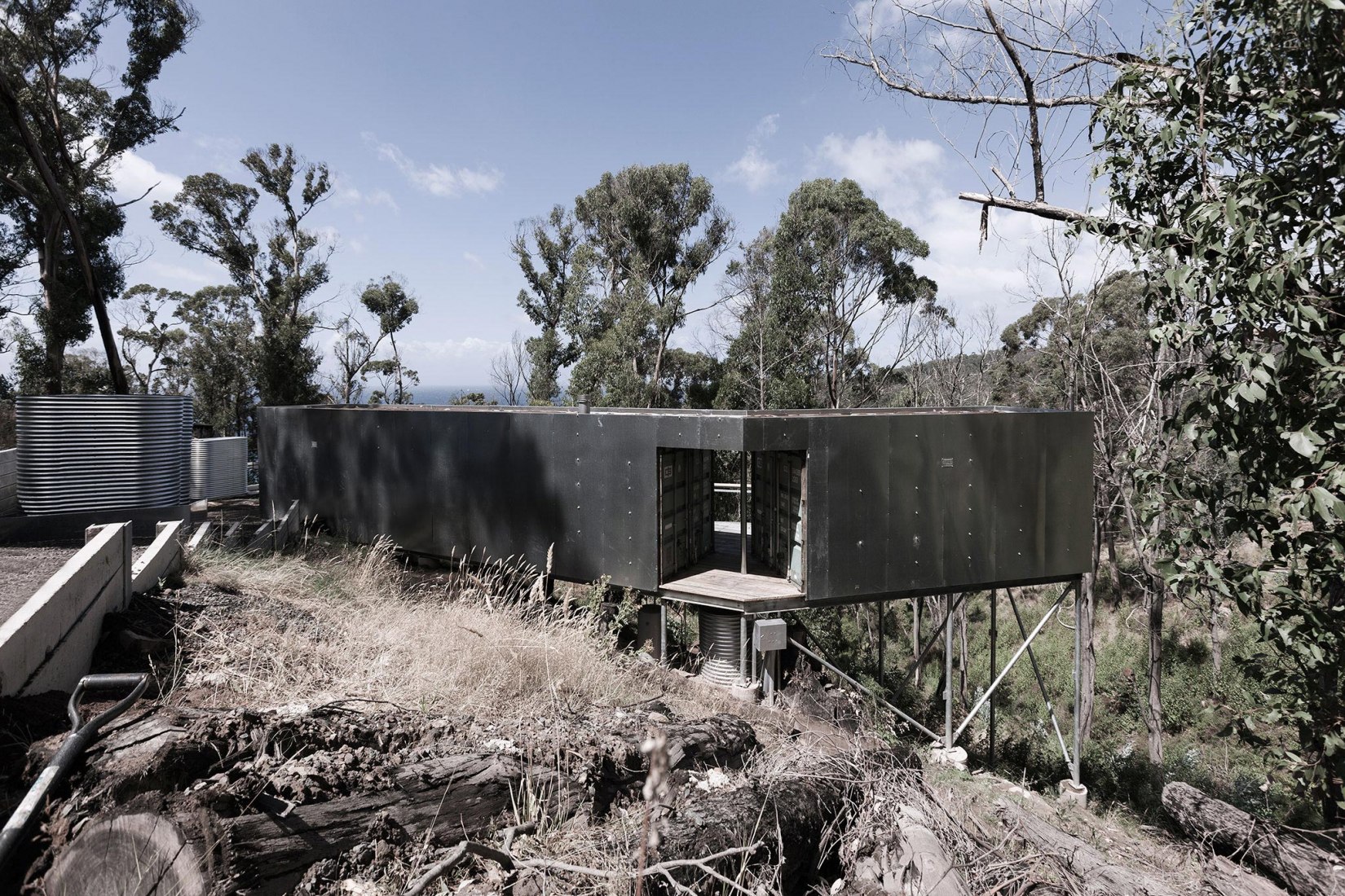 Exterior. Casa 28 por Studio Edwards. Fotografía © Tony Gorsevski