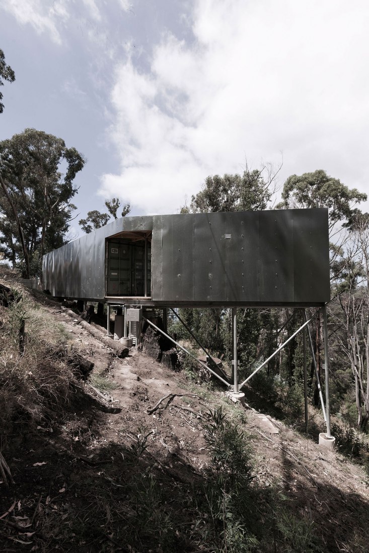 Exterior. Casa 28 por Studio Edwards. Fotografía © Tony Gorsevski