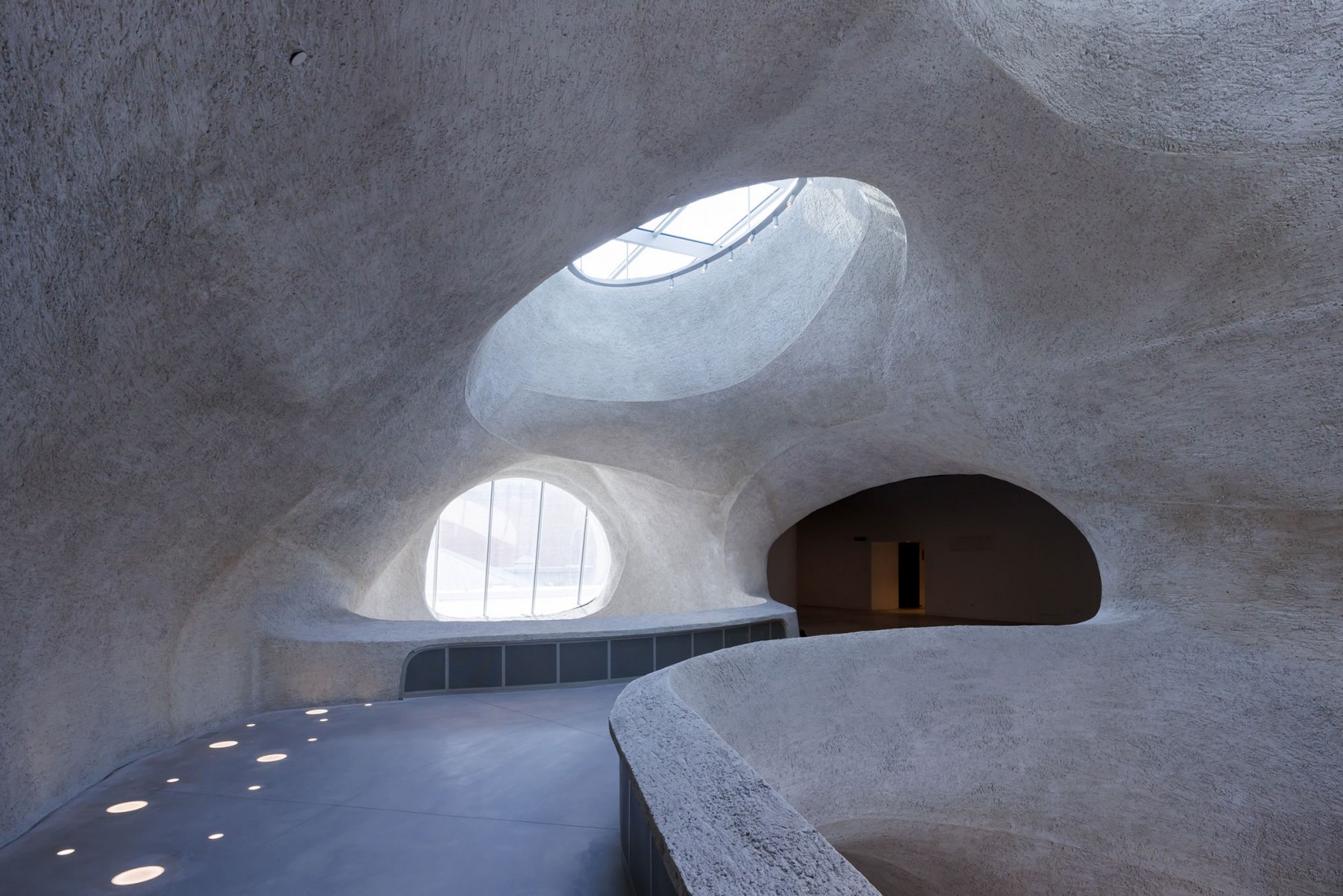 Enlaces y conexiones del puente del cuarto piso. El Centro Richard Gilder por Studio Gang. Fotografía por Iwan Baan.