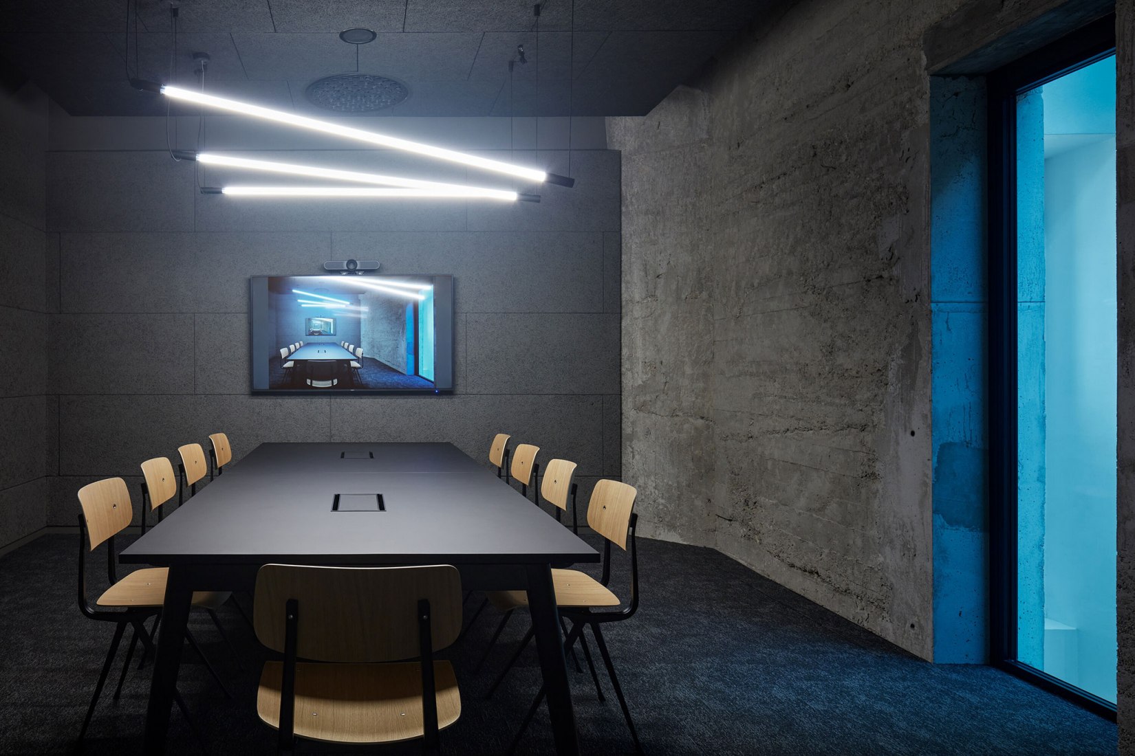 Base4Work Bratislava por Studio Perspektiv. Fotografía por BoysPlayNice.